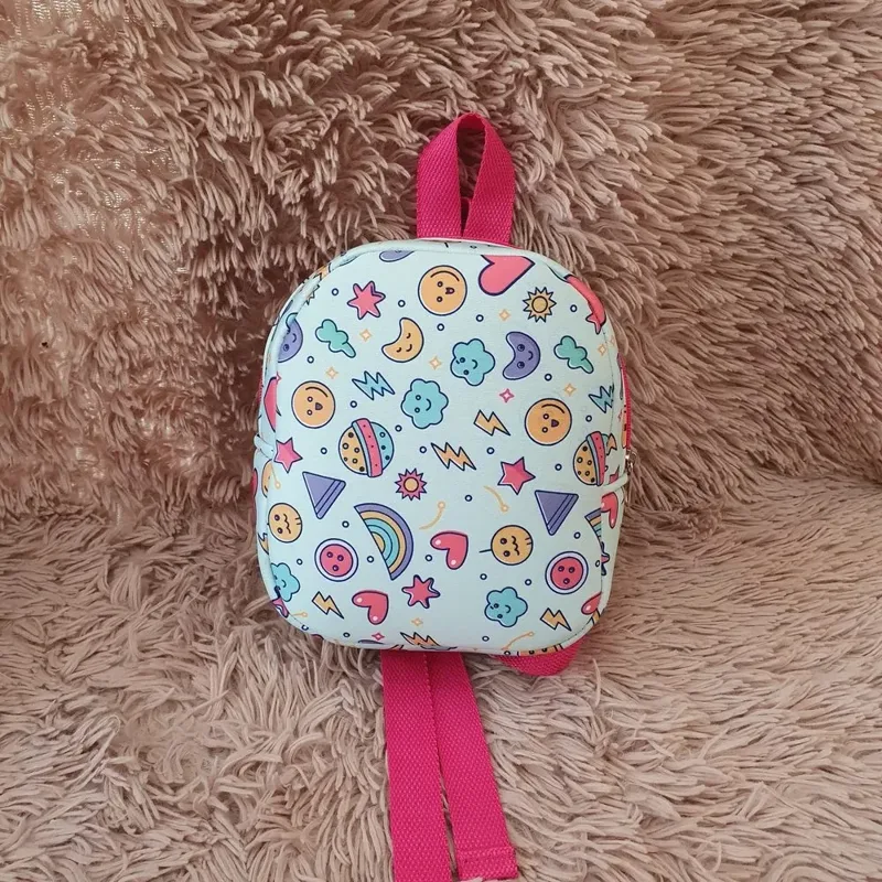 Mini mochila de neoprene, estampa de caritas